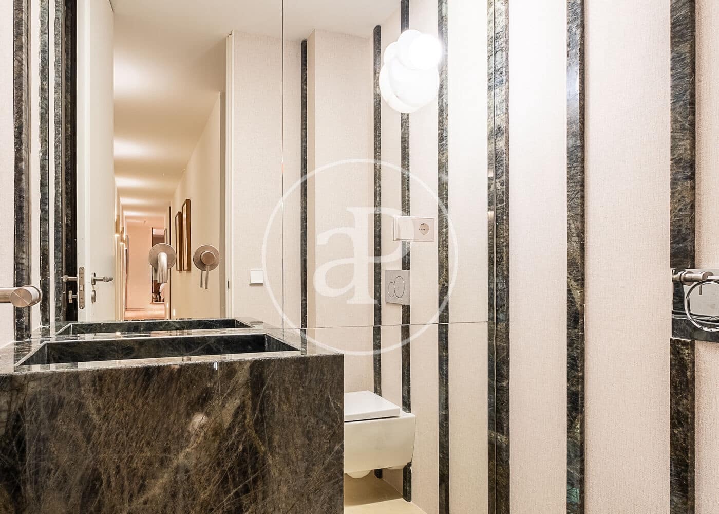 3 soveværelse Lejlighed til salg i Madrid by - € 2.990.000 (Ref: 8923971)