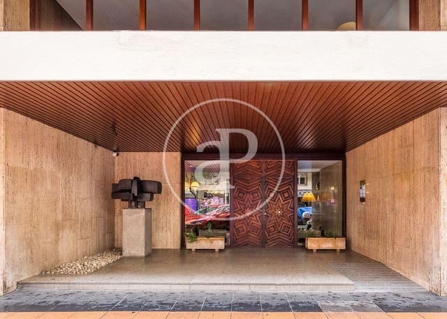 3 soveværelse Lejlighed til salg i Recoletos, Madrid by - € 2.990.000 (Ref: 8923971)