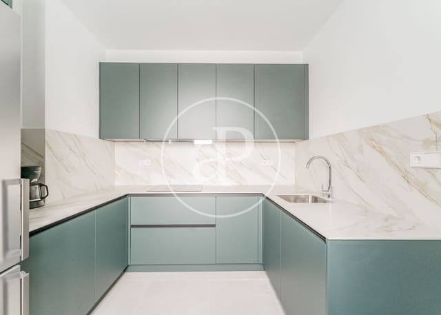 3 soveværelse Lejlighed til leje i Cuatro Caminos, Madrid by - € 3.975 (Ref: 8923974)