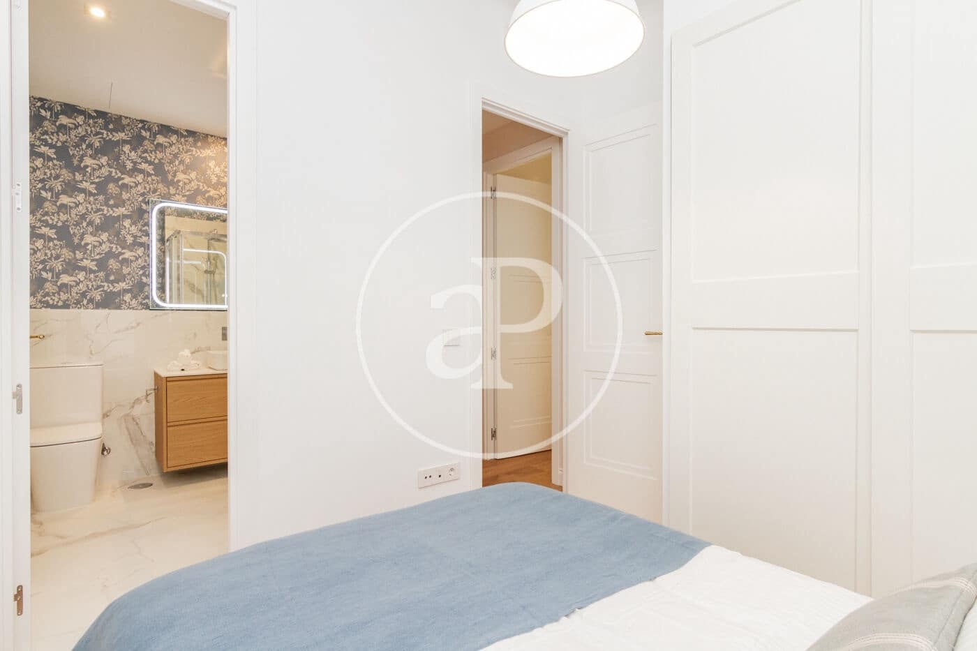 2 soveværelse Lejlighed til leje i Madrid by - € 2.800 (Ref: 8926797)
