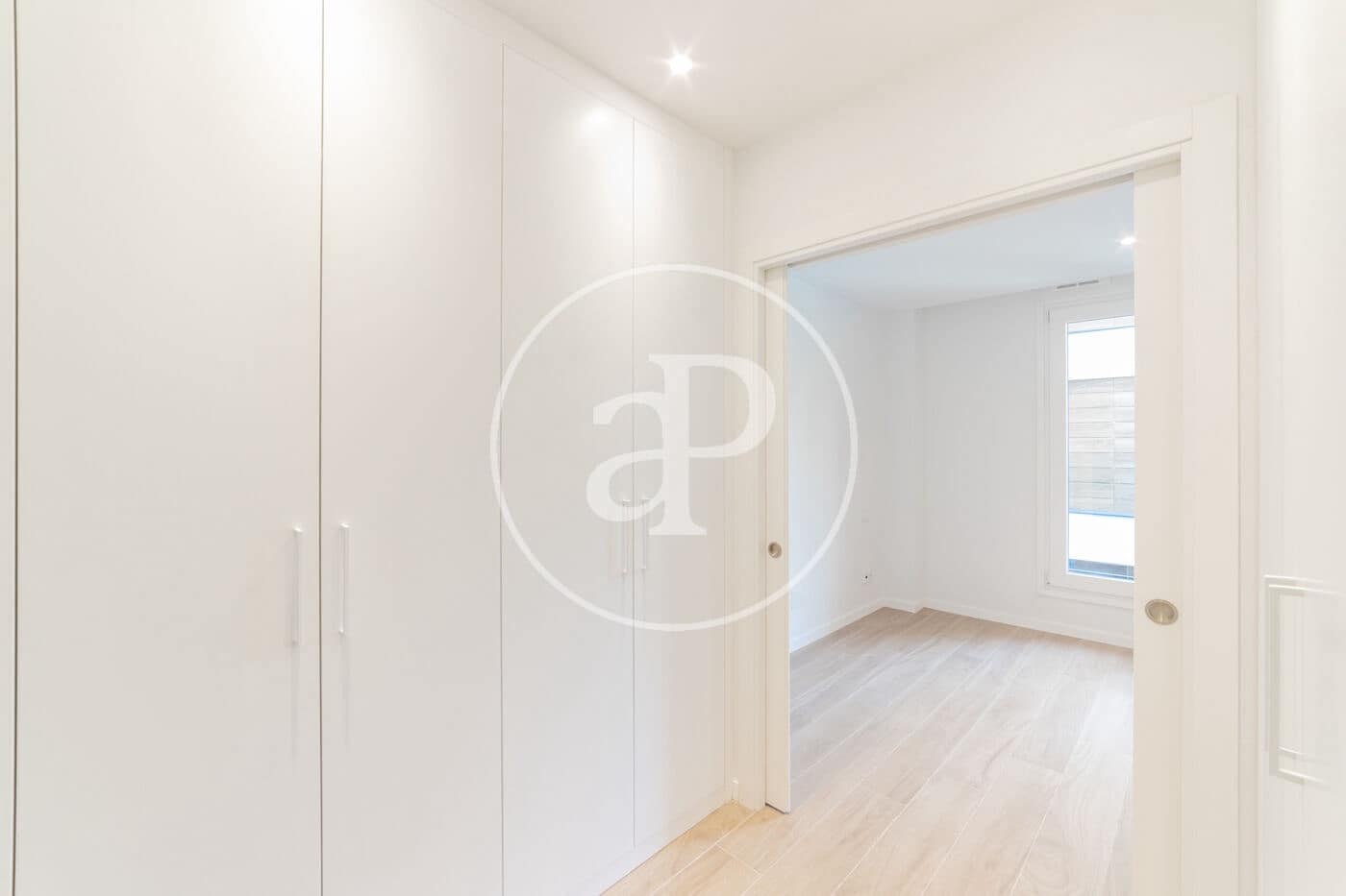 2 makuuhuone Huoneisto vuokrattavana paikassa Madrid kaupunki mukana uima-altaan 
autotalli - 2 100 € (Ref: 8926798)