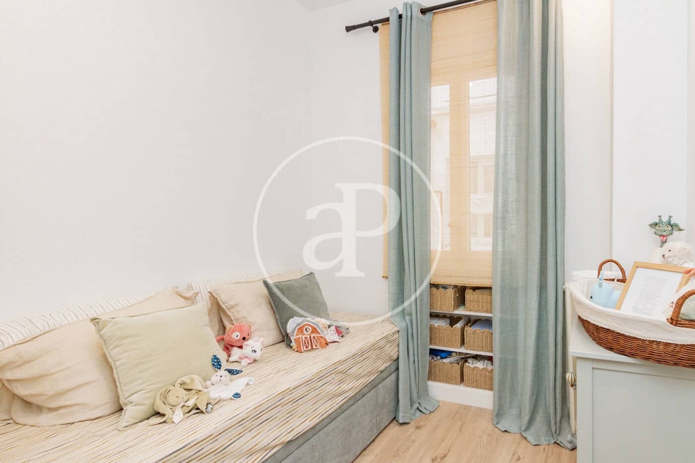 Appartement de 2 chambres à louer à Madrid ville - 2 600 € (Ref: 8926802)
