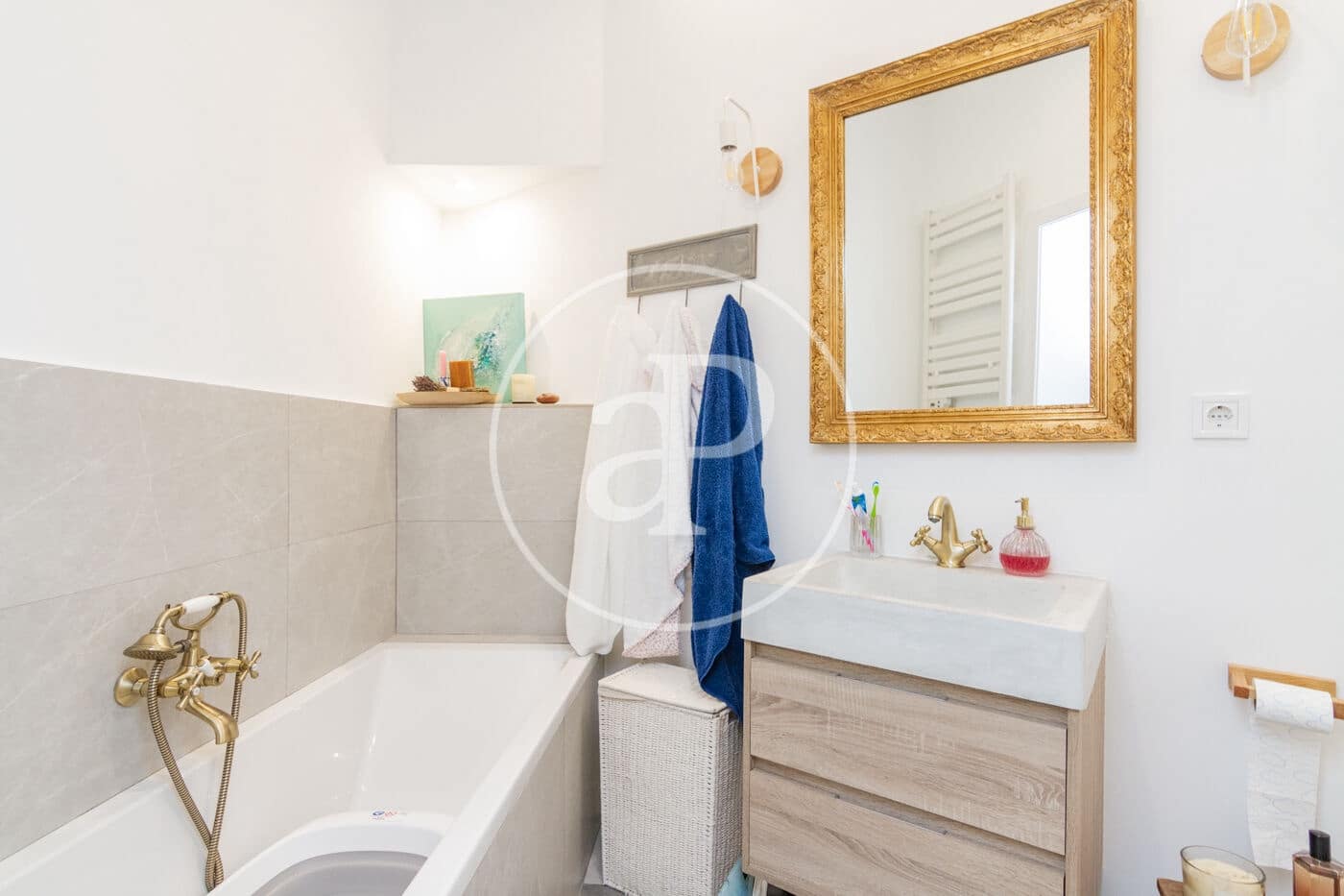 Appartement de 2 chambres à louer à Madrid ville - 2 600 € (Ref: 8926802)
