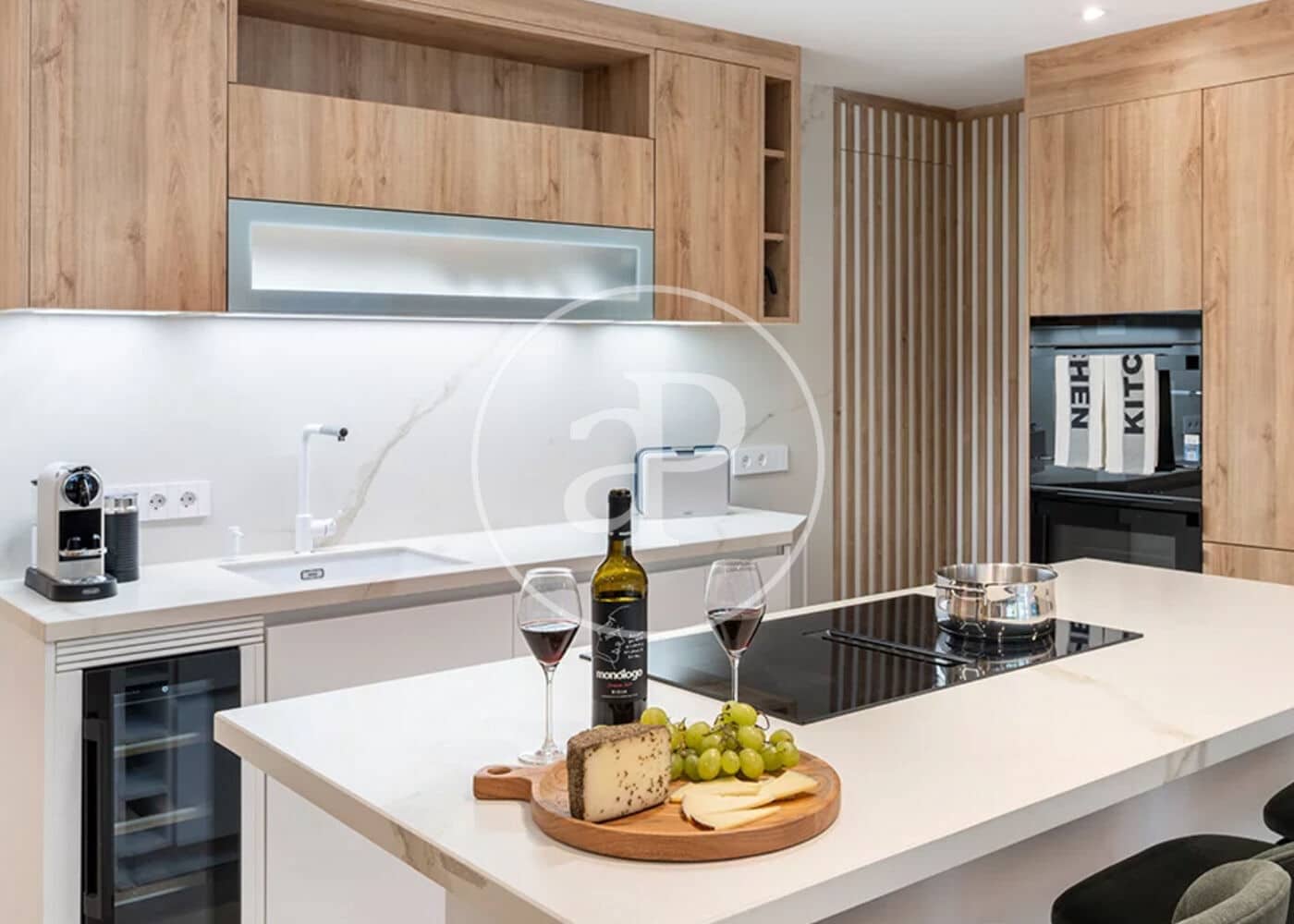 Appartement de 3 chambres à louer à Madrid ville - 9 450 € (Ref: 8926806)