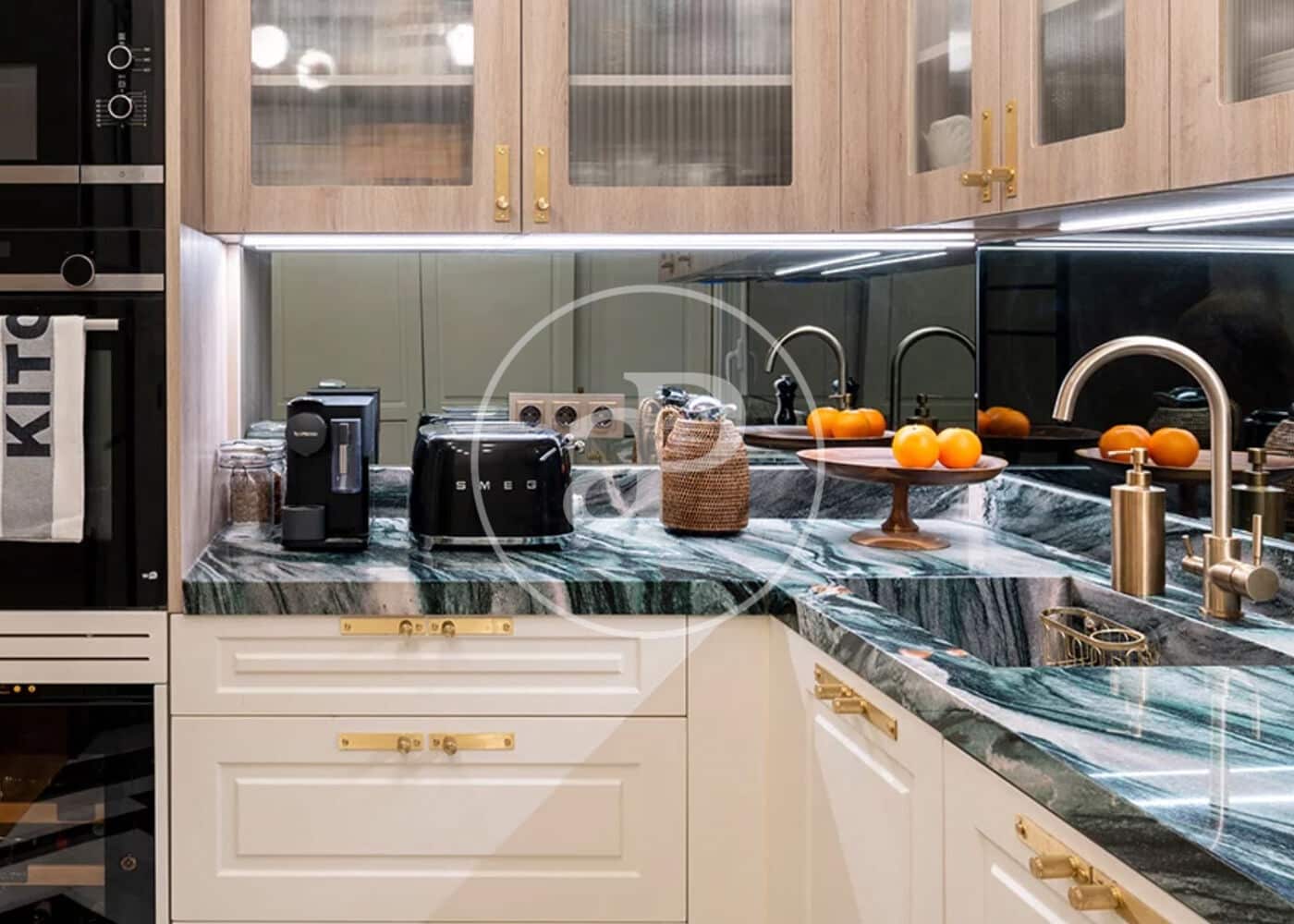 3 soverom Leilighet til leie i Madrid by - € 7 500 (Ref: 8926807)