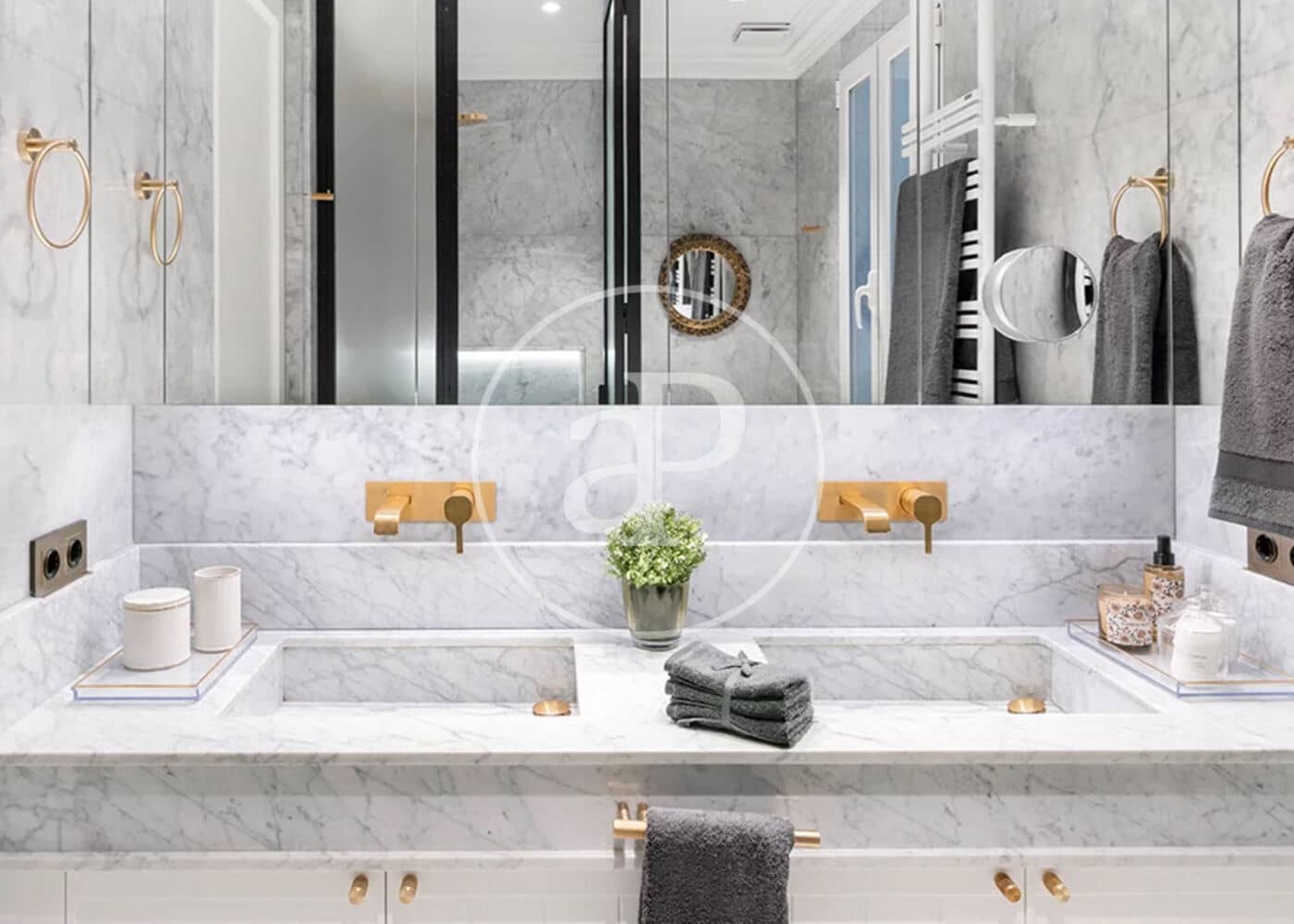 3 soverom Leilighet til leie i Madrid by - € 7 500 (Ref: 8926807)