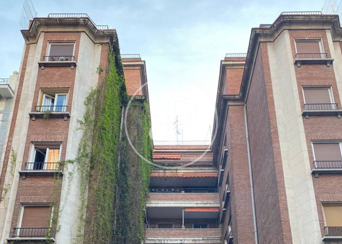 4 soveværelse Lejlighed til salg i Madrid by - € 2.490.000 (Ref: 8929134)