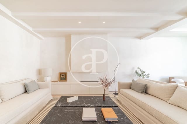 4 soveværelse Lejlighed til salg i Almagro, Madrid by - € 4.200.000 (Ref: 8929136)