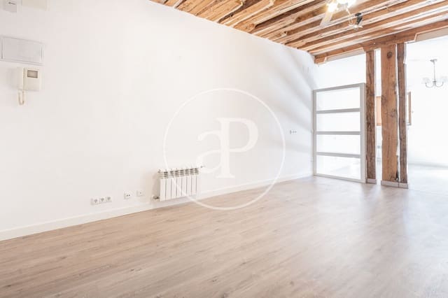 1 bedroom Apartment for sale in Embajadores, Madrid city - € 420,000 (Ref: 8929137)