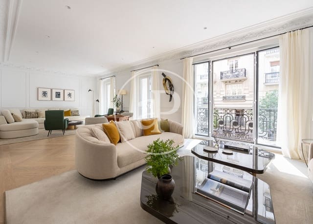 3 soveværelse Lejlighed til salg i Recoletos, Madrid by - € 9.500.000 (Ref: 8929140)