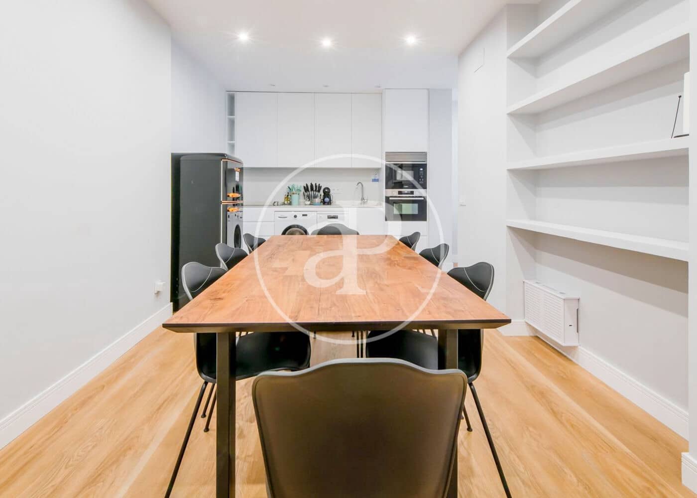 3 soveværelse Lejlighed til salg i Madrid by - € 800.000 (Ref: 8932464)