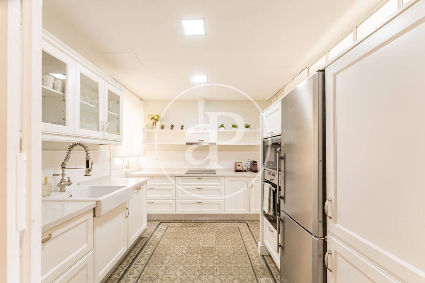 6 bedroom Apartment for rent in Madrid city with garage - € 15,000 (Ref: 8968850)