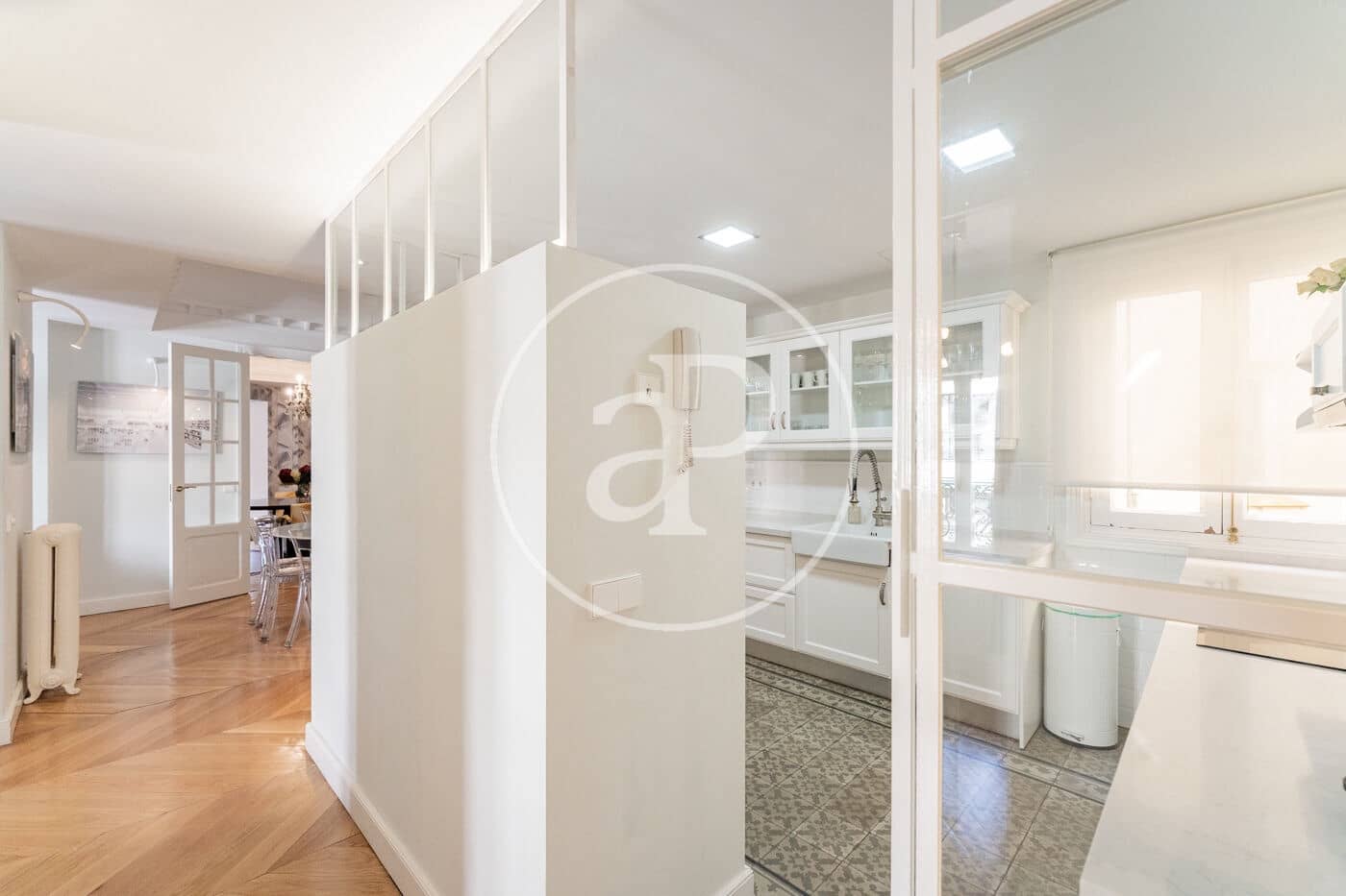 6 bedroom Apartment for rent in Madrid city with garage - € 15,000 (Ref: 8968850)