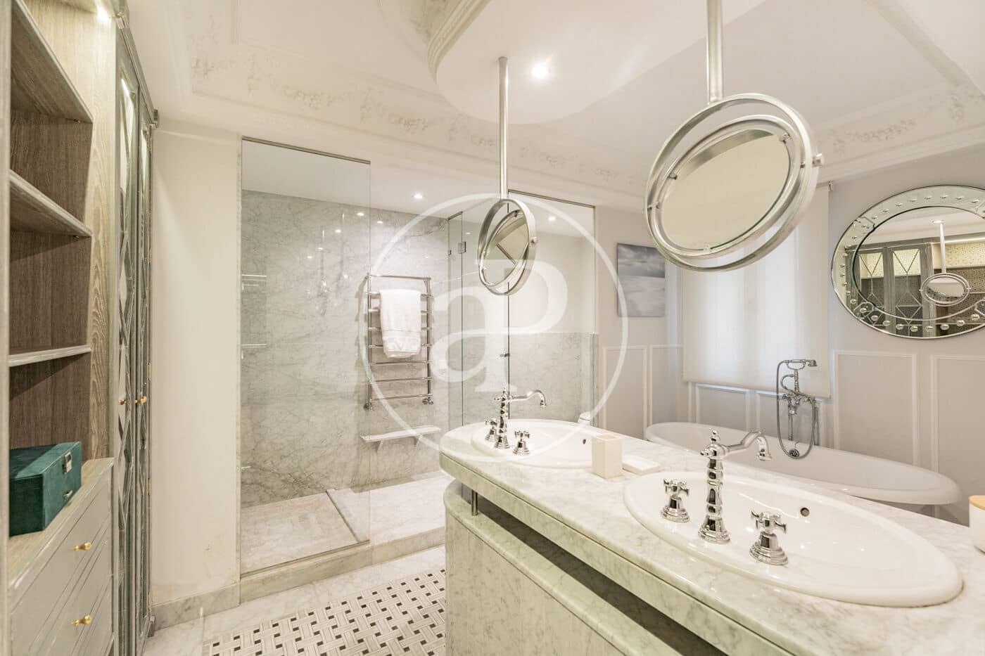 6 bedroom Apartment for rent in Madrid city with garage - € 15,000 (Ref: 8968850)