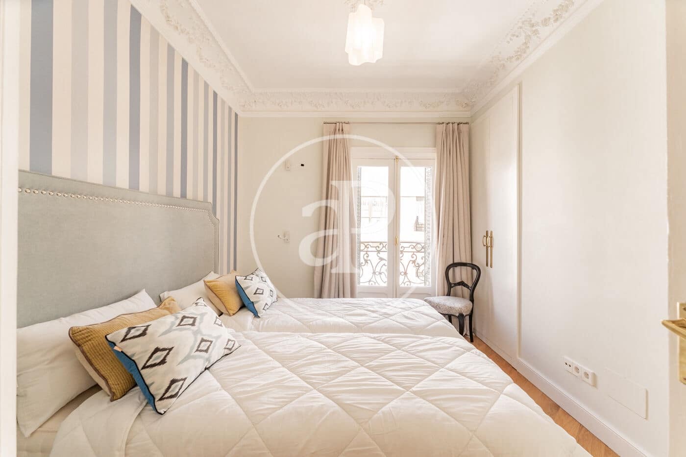 6 bedroom Apartment for rent in Madrid city with garage - € 15,000 (Ref: 8968850)