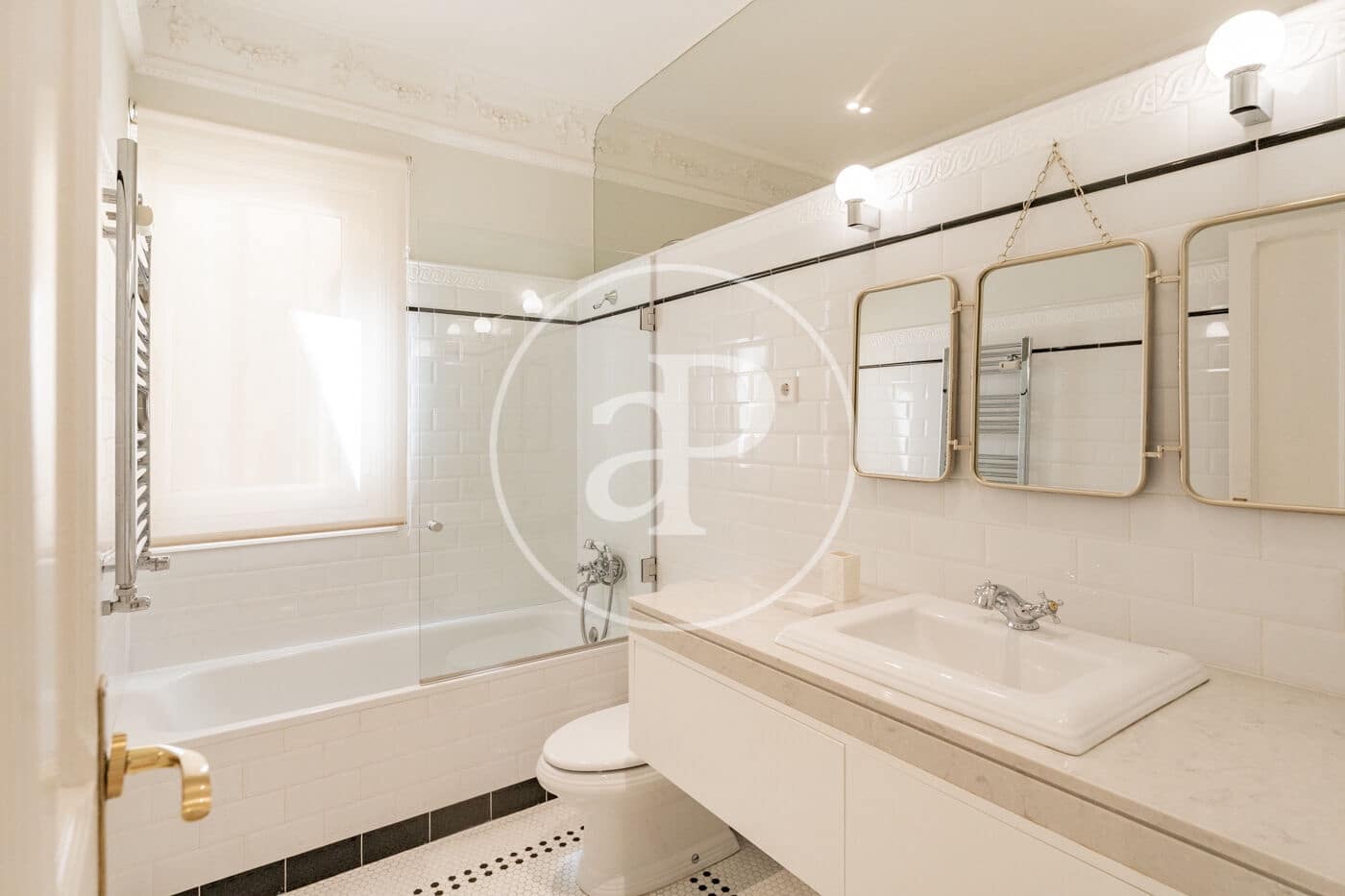 6 bedroom Apartment for rent in Madrid city with garage - € 15,000 (Ref: 8968850)