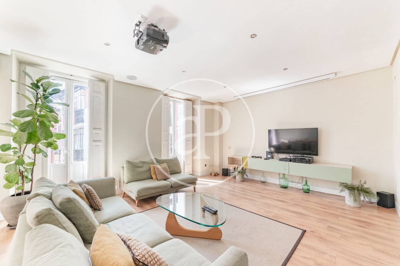 5 makuuhuone Huoneisto vuokrattavana paikassa Madrid kaupunki - 4 700 € (Ref: 8968854)