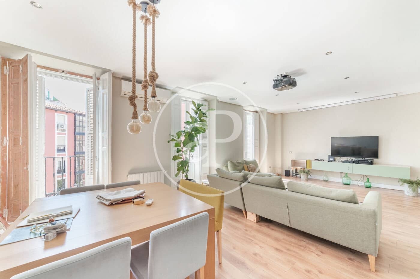 5 makuuhuone Huoneisto vuokrattavana paikassa Madrid kaupunki - 4 700 € (Ref: 8968854)