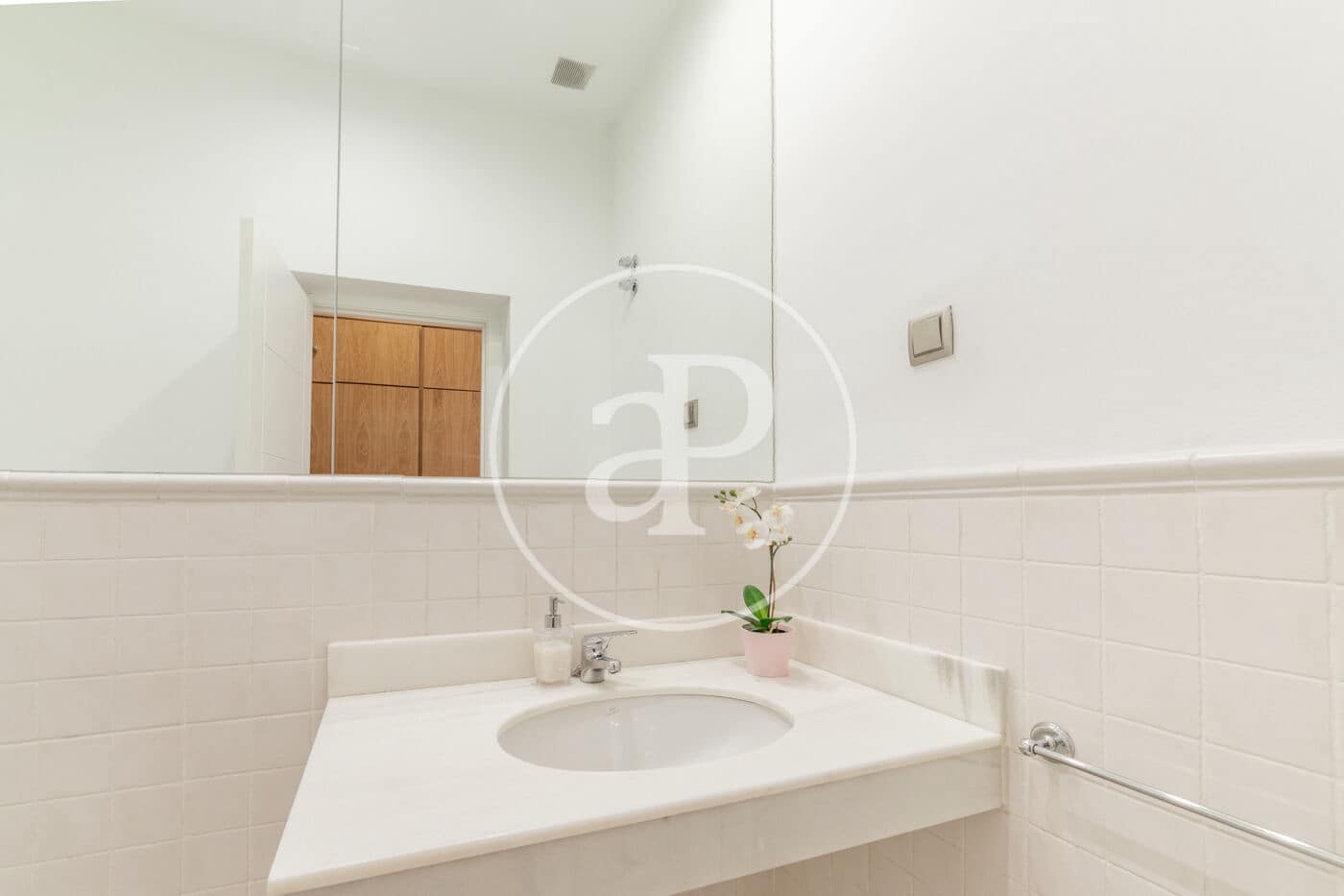 5 makuuhuone Huoneisto vuokrattavana paikassa Madrid kaupunki - 4 700 € (Ref: 8968854)