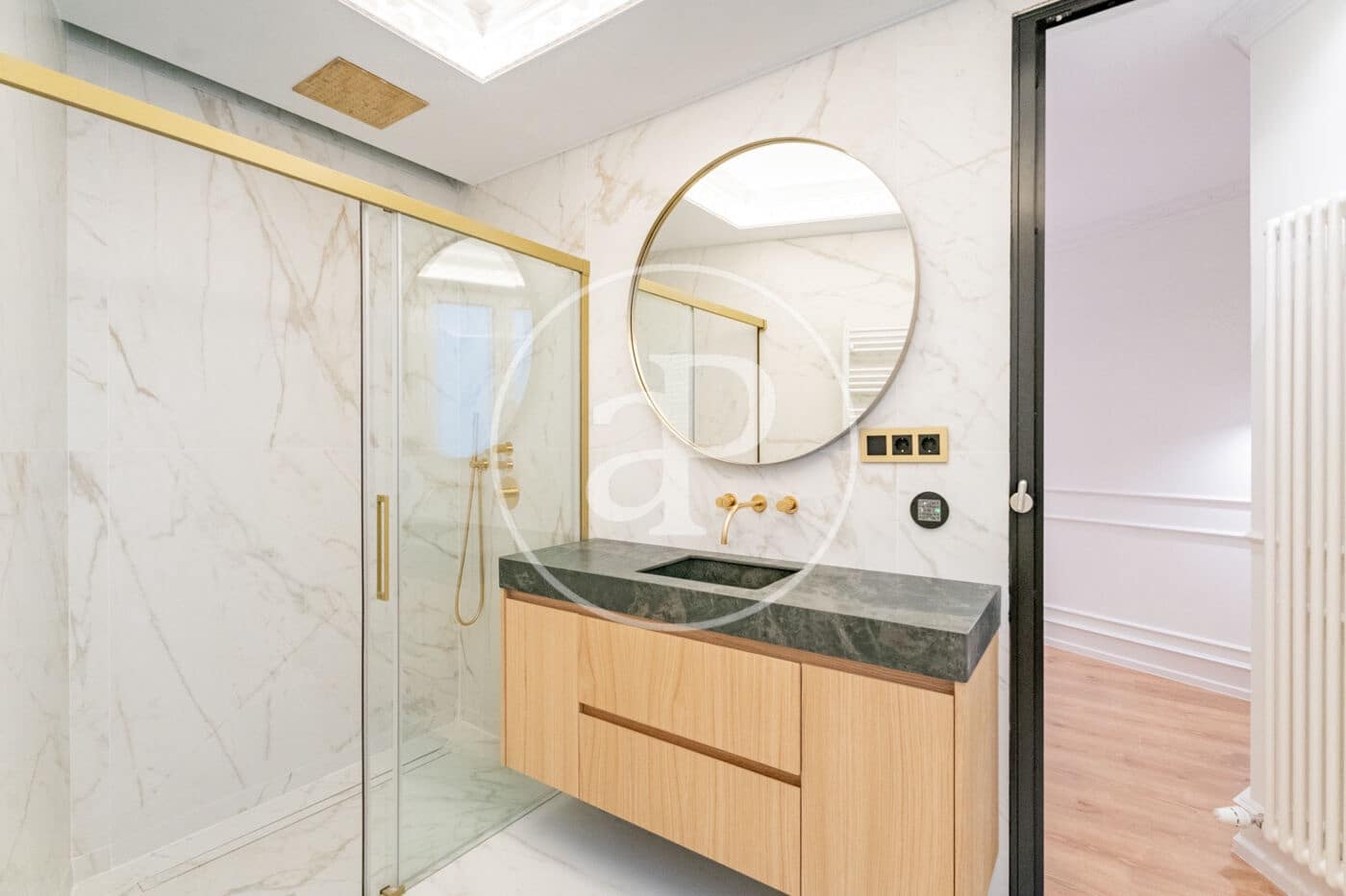 3 makuuhuone Huoneisto myytävänä paikassa Madrid kaupunki - 1 599 000 € (Ref: 8968880)