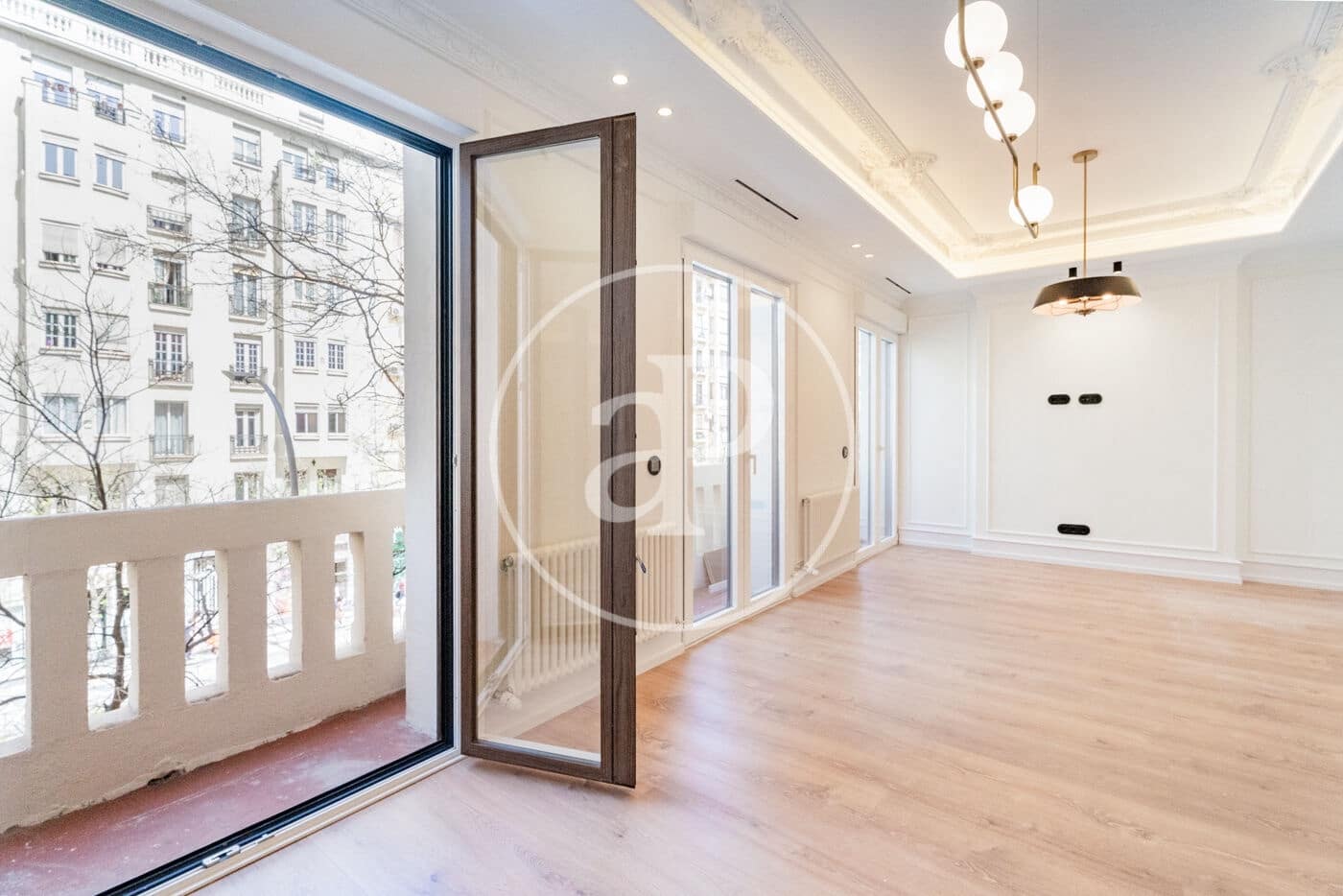 3 makuuhuone Huoneisto myytävänä paikassa Madrid kaupunki - 1 599 000 € (Ref: 8968880)