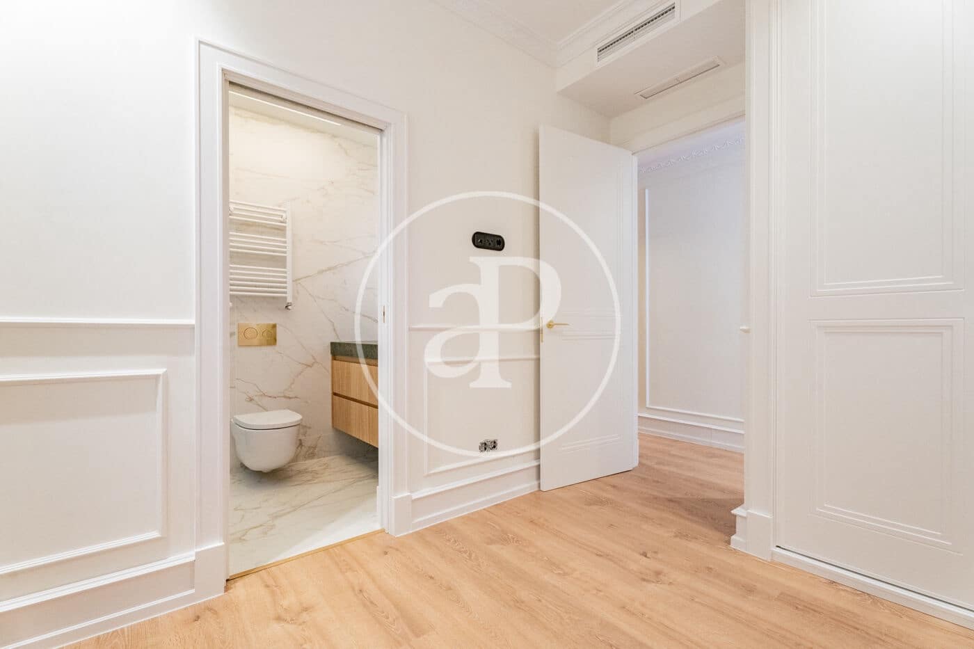 3 makuuhuone Huoneisto myytävänä paikassa Madrid kaupunki - 1 599 000 € (Ref: 8968880)