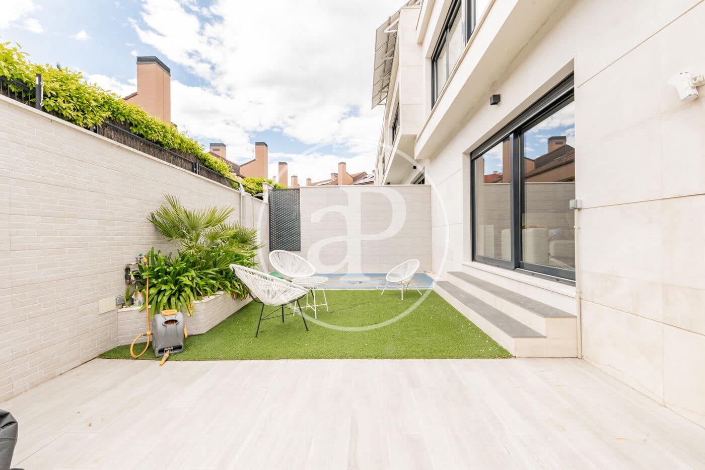 3 soveværelse Villa til salg i Madrid by med swimmingpool - € 1.400.000 (Ref: 8970704)