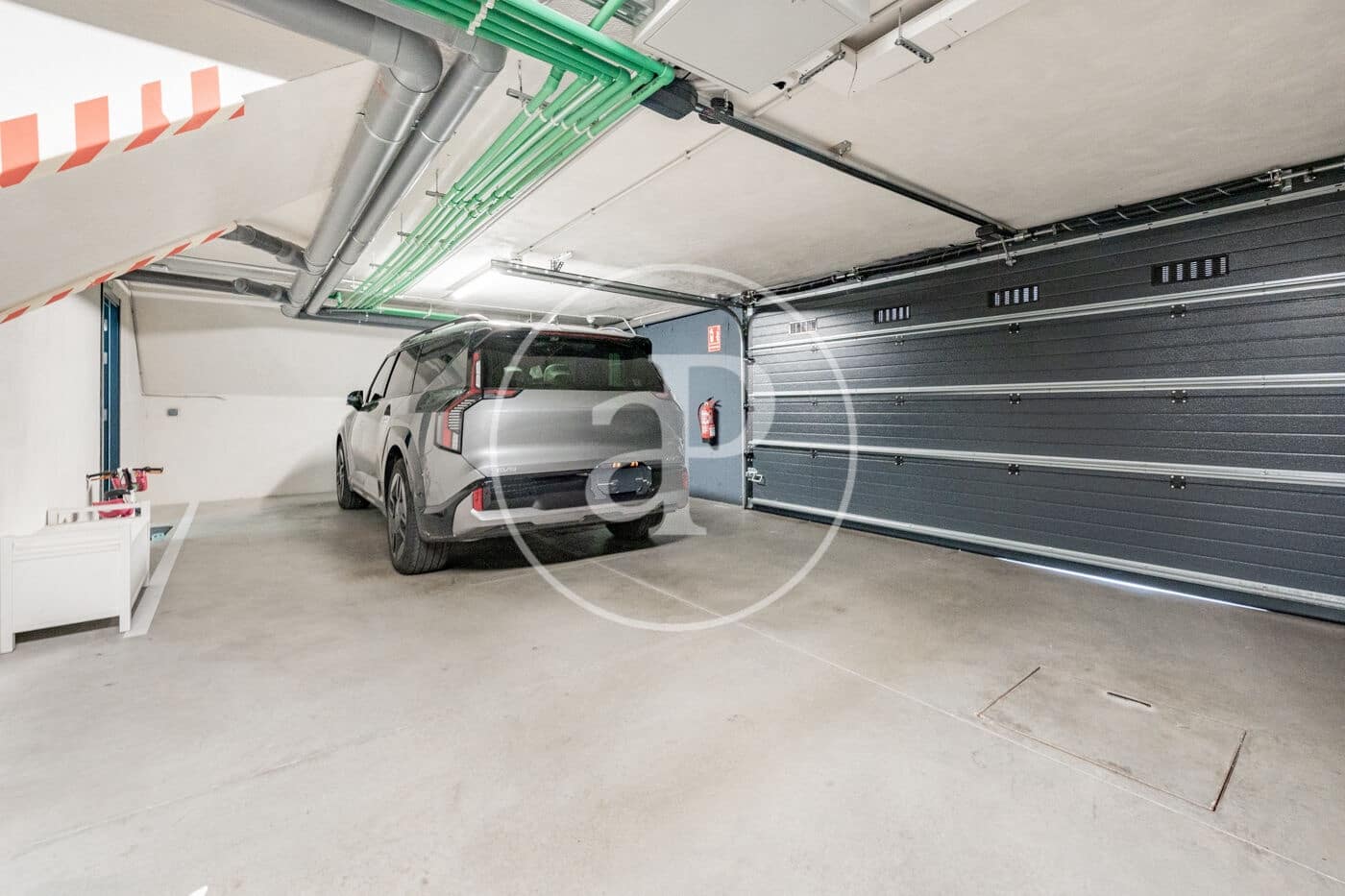 3 soveværelse Villa til salg i Madrid by med swimmingpool - € 1.400.000 (Ref: 8970704)