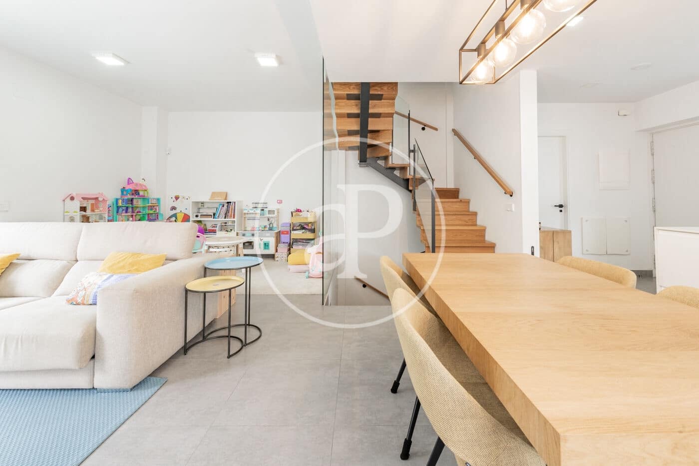 3 soveværelse Villa til salg i Madrid by med swimmingpool - € 1.400.000 (Ref: 8970704)