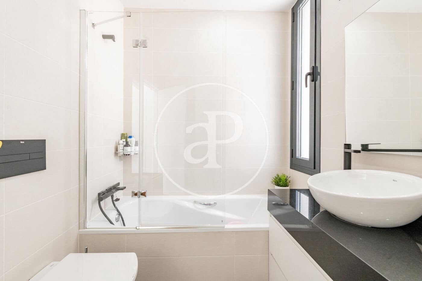 3 soveværelse Villa til salg i Madrid by med swimmingpool - € 1.400.000 (Ref: 8970704)