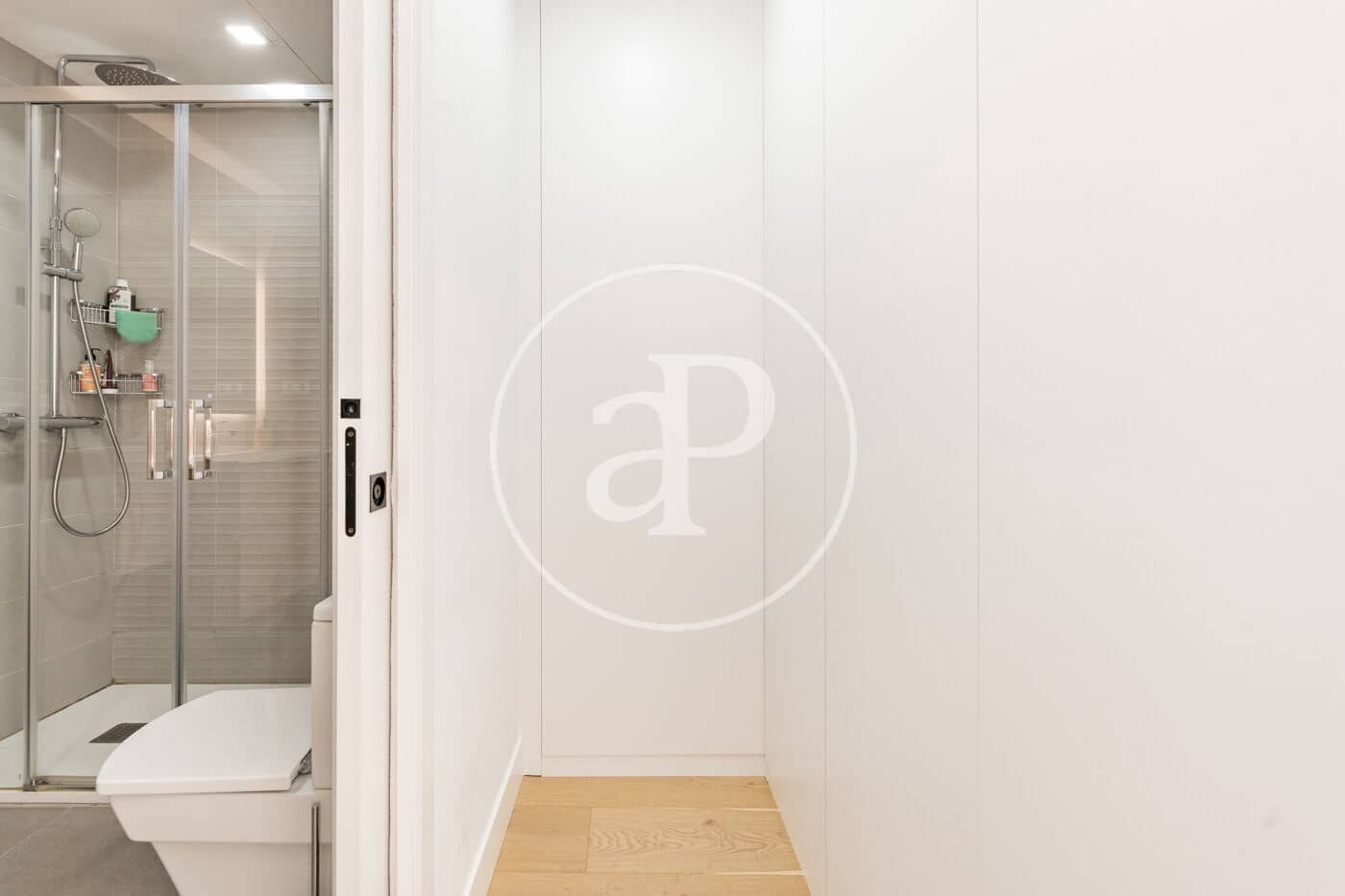 3 soveværelse Villa til salg i Madrid by med swimmingpool - € 1.400.000 (Ref: 8970704)