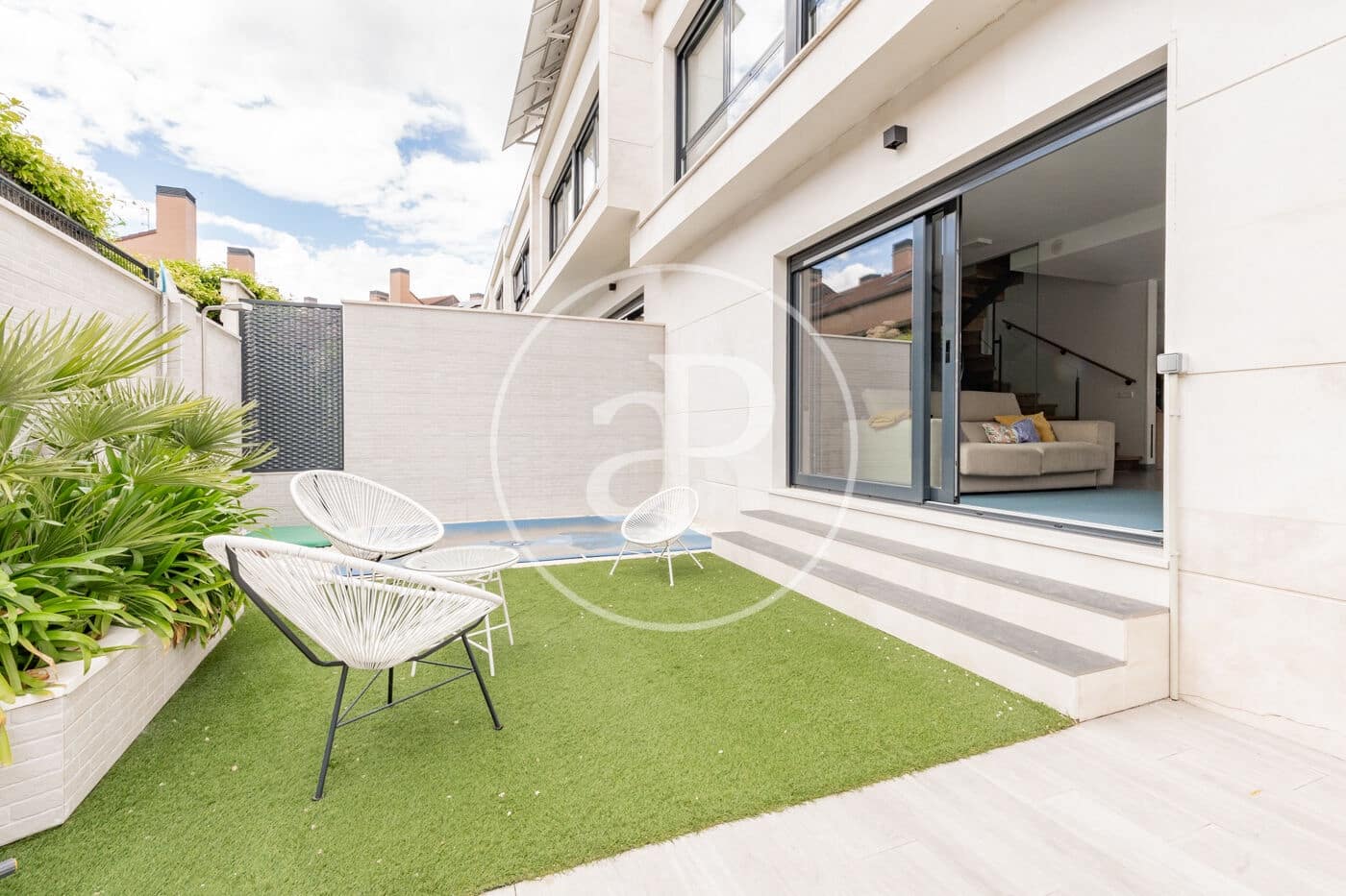 3 soveværelse Villa til salg i Madrid by med swimmingpool - € 1.400.000 (Ref: 8970704)