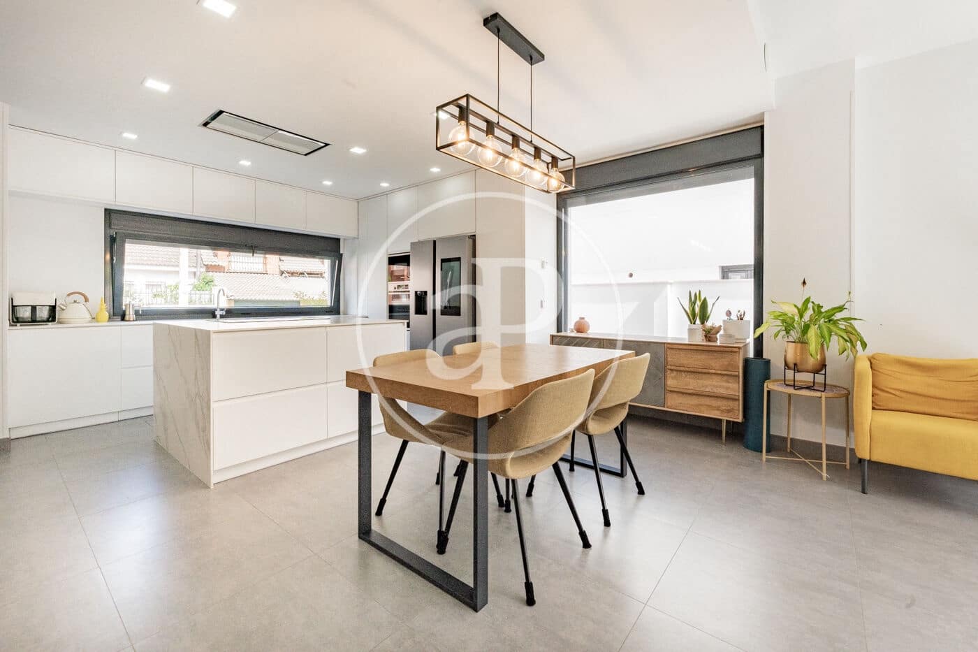 3 soveværelse Villa til salg i Madrid by med swimmingpool - € 1.400.000 (Ref: 8970704)