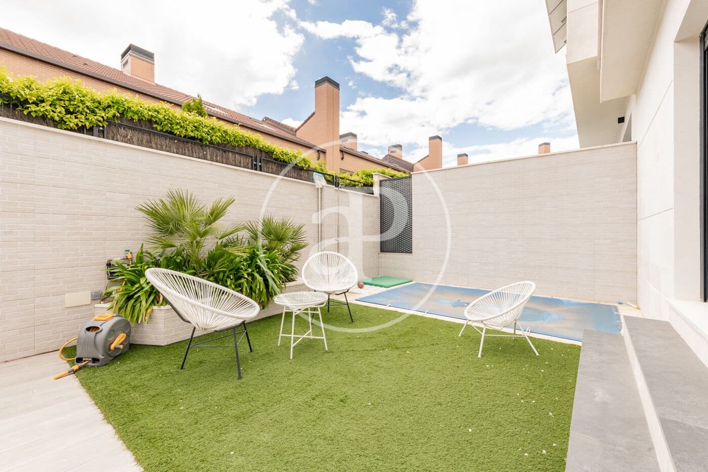 3 soveværelse Villa til salg i Madrid by med swimmingpool - € 1.400.000 (Ref: 8970704)