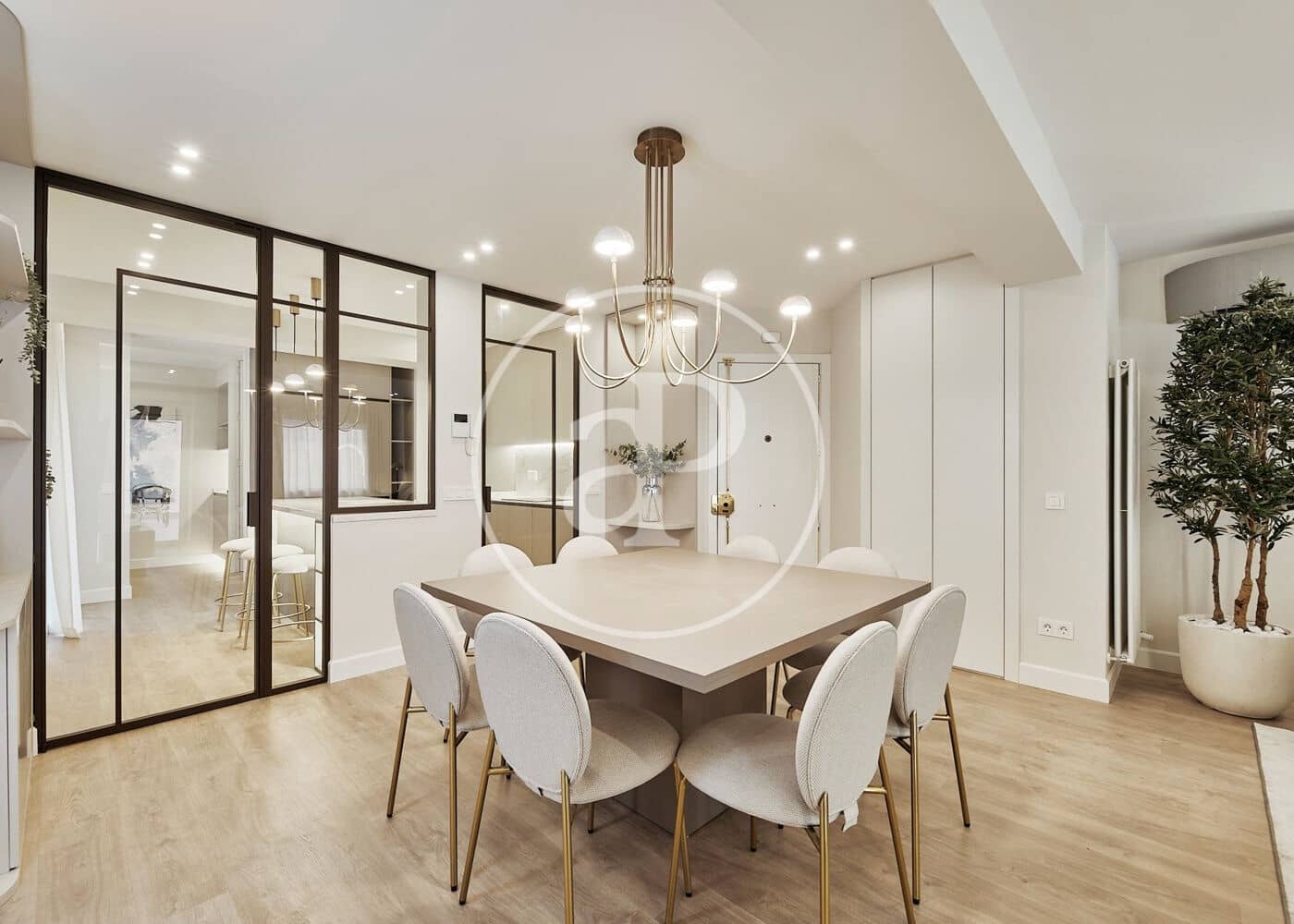 3 soveværelse Lejlighed til salg i Madrid by - € 2.009.000 (Ref: 8970707)