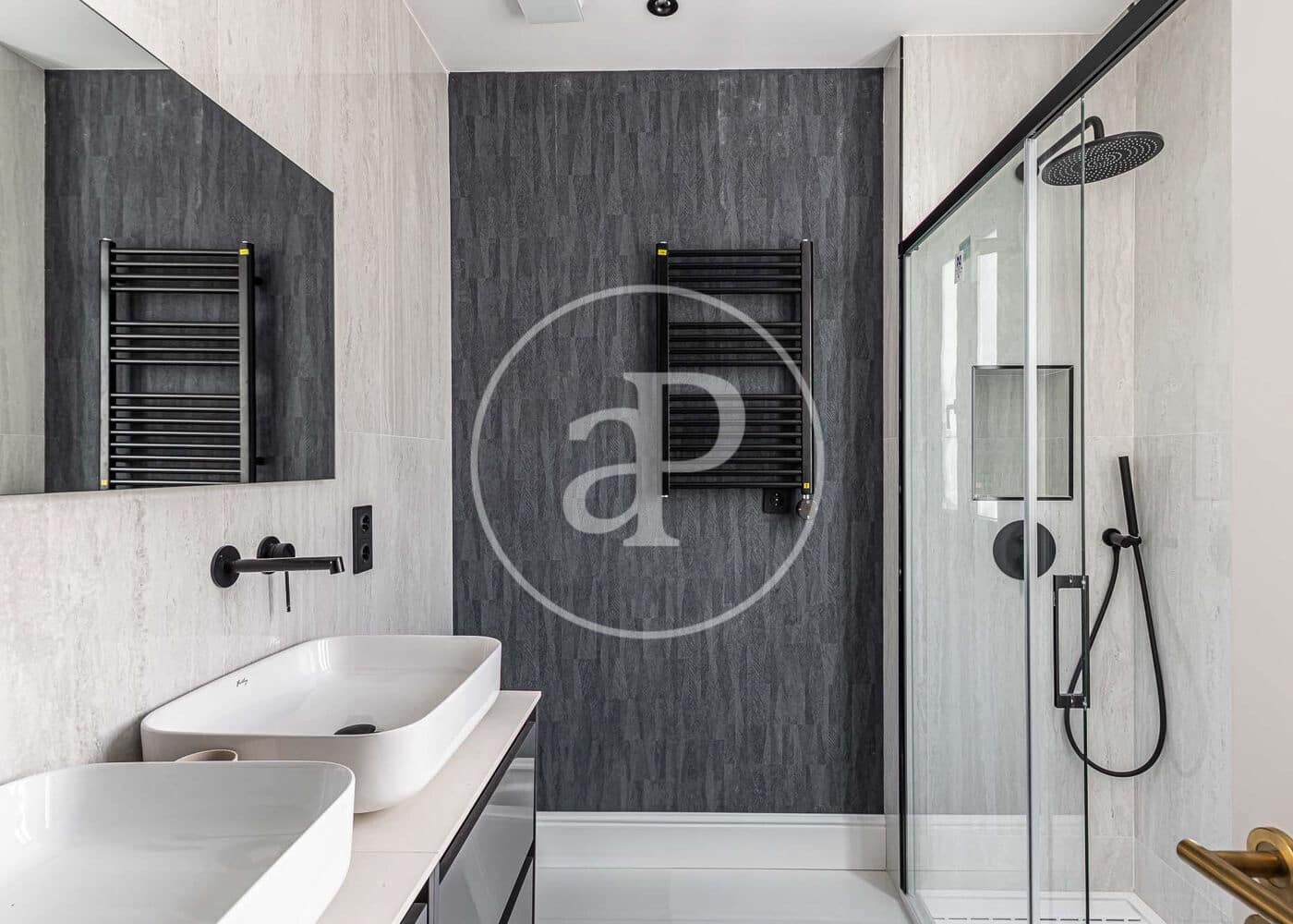 3 soveværelse Lejlighed til salg i Madrid by - € 2.385.000 (Ref: 8973089)