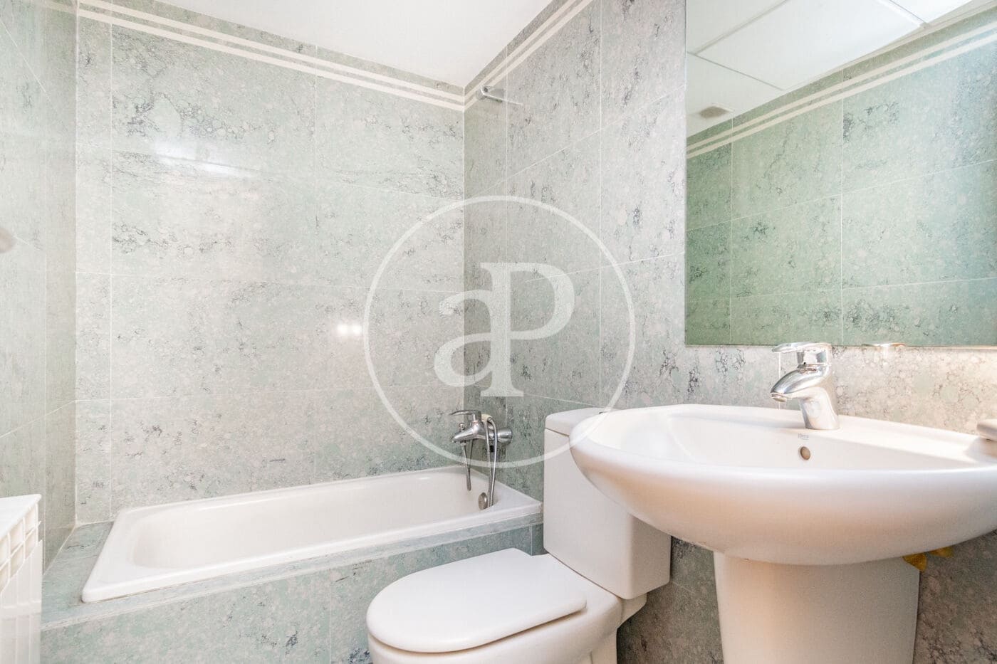 3 soveværelse Penthouse til salg i Madrid by med swimmingpool - € 1.750.000 (Ref: 8973090)