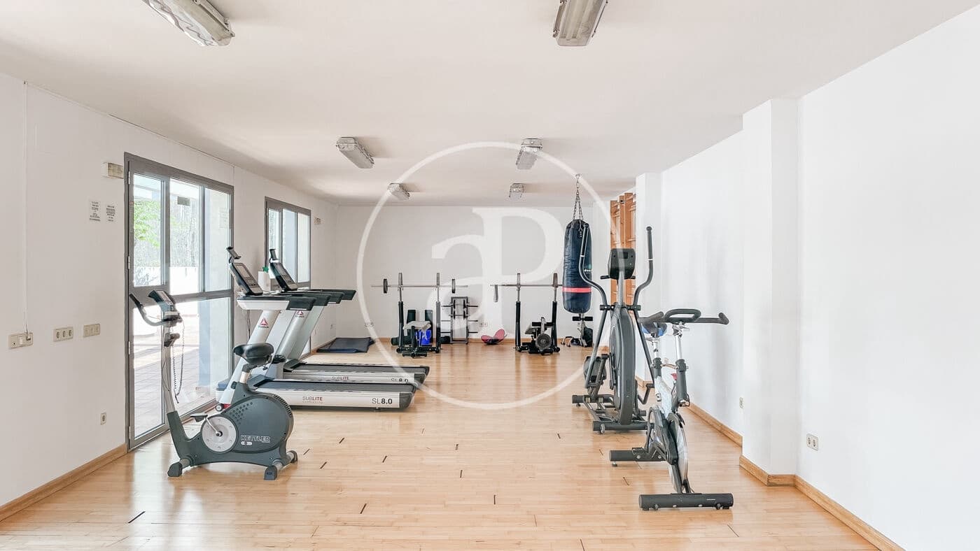 3 soveværelse Penthouse til salg i Madrid by med swimmingpool - € 1.750.000 (Ref: 8973090)