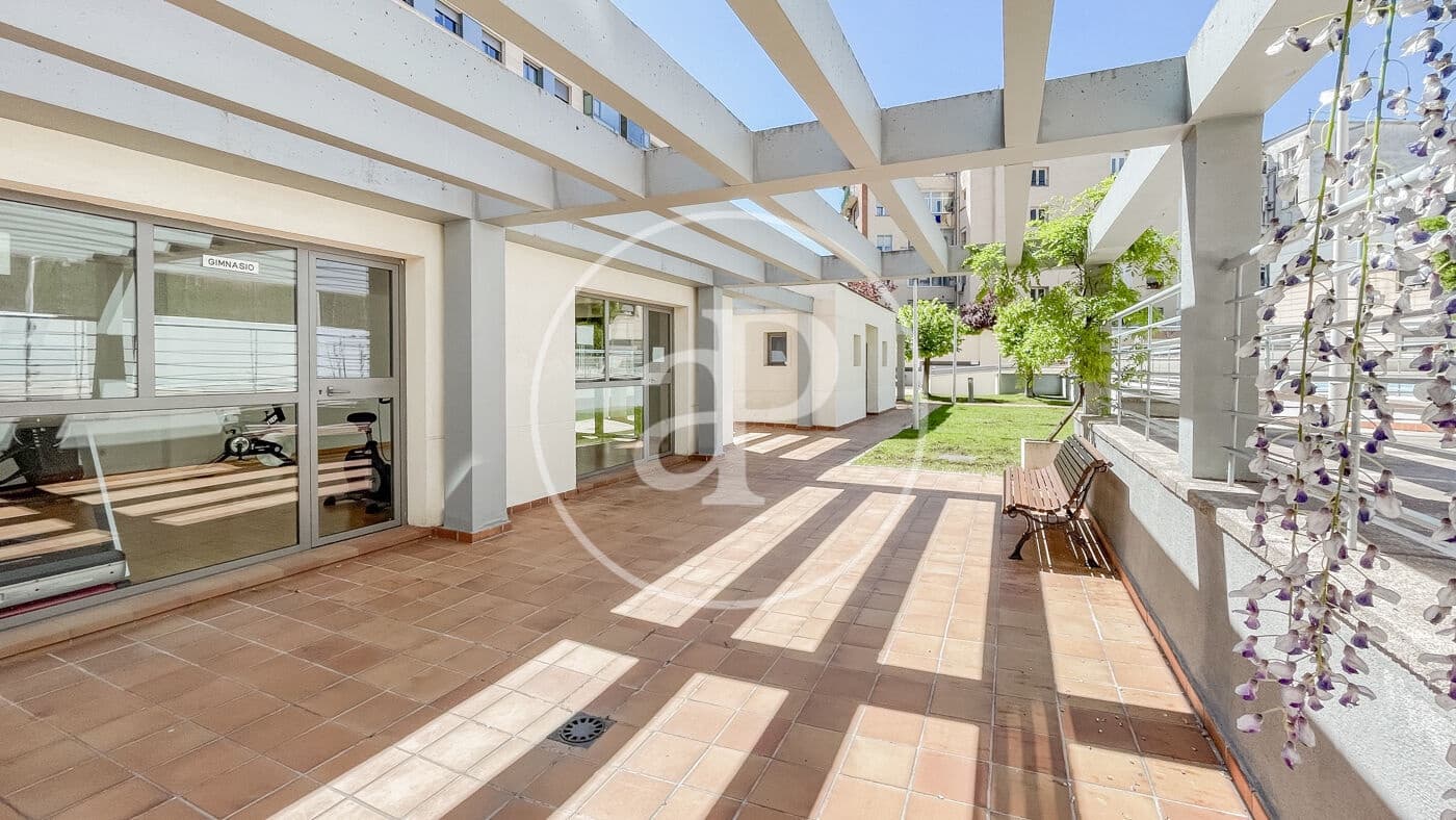 3 soveværelse Penthouse til salg i Madrid by med swimmingpool - € 1.750.000 (Ref: 8973090)