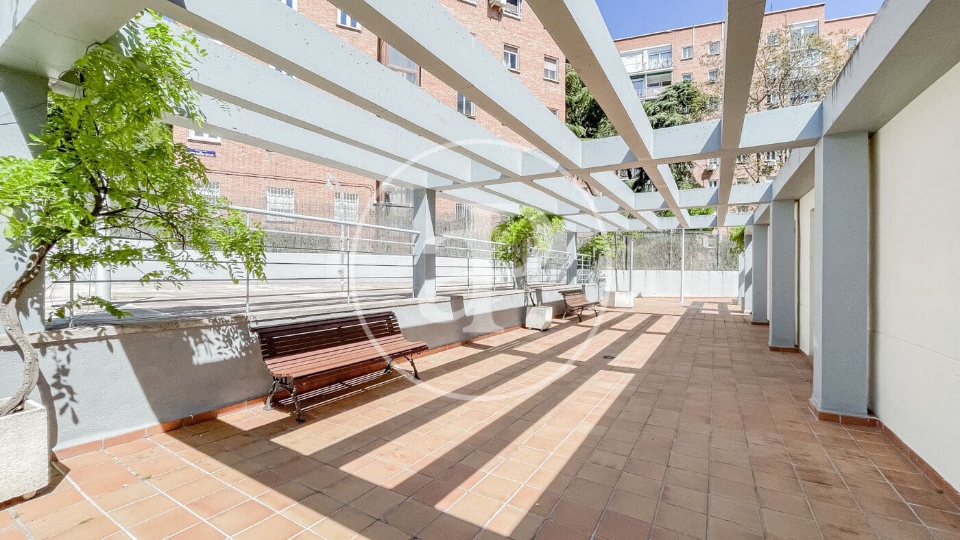 3 soveværelse Penthouse til salg i Madrid by med swimmingpool - € 1.750.000 (Ref: 8973090)
