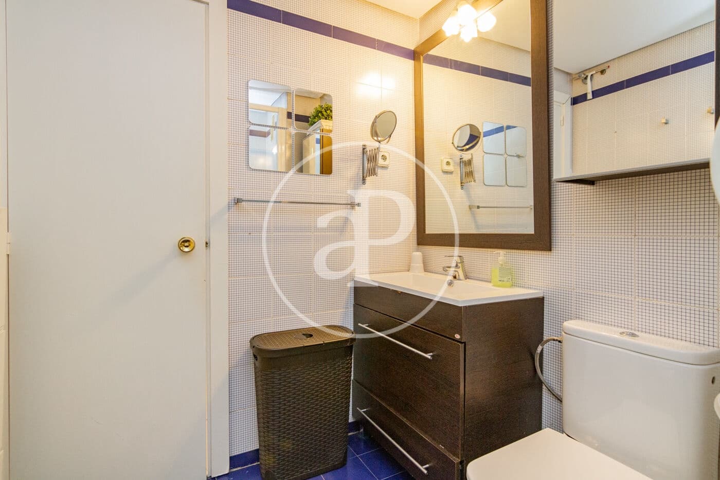 2 bedroom Apartment for rent in Madrid city - € 2,300 (Ref: 8973095)