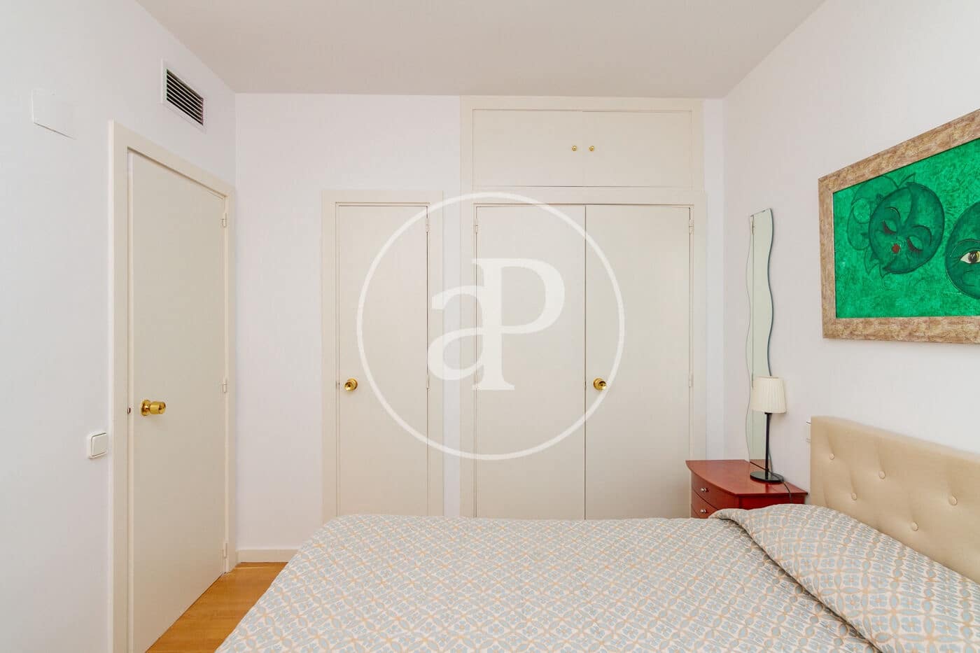 2 bedroom Apartment for rent in Madrid city - € 2,300 (Ref: 8973095)