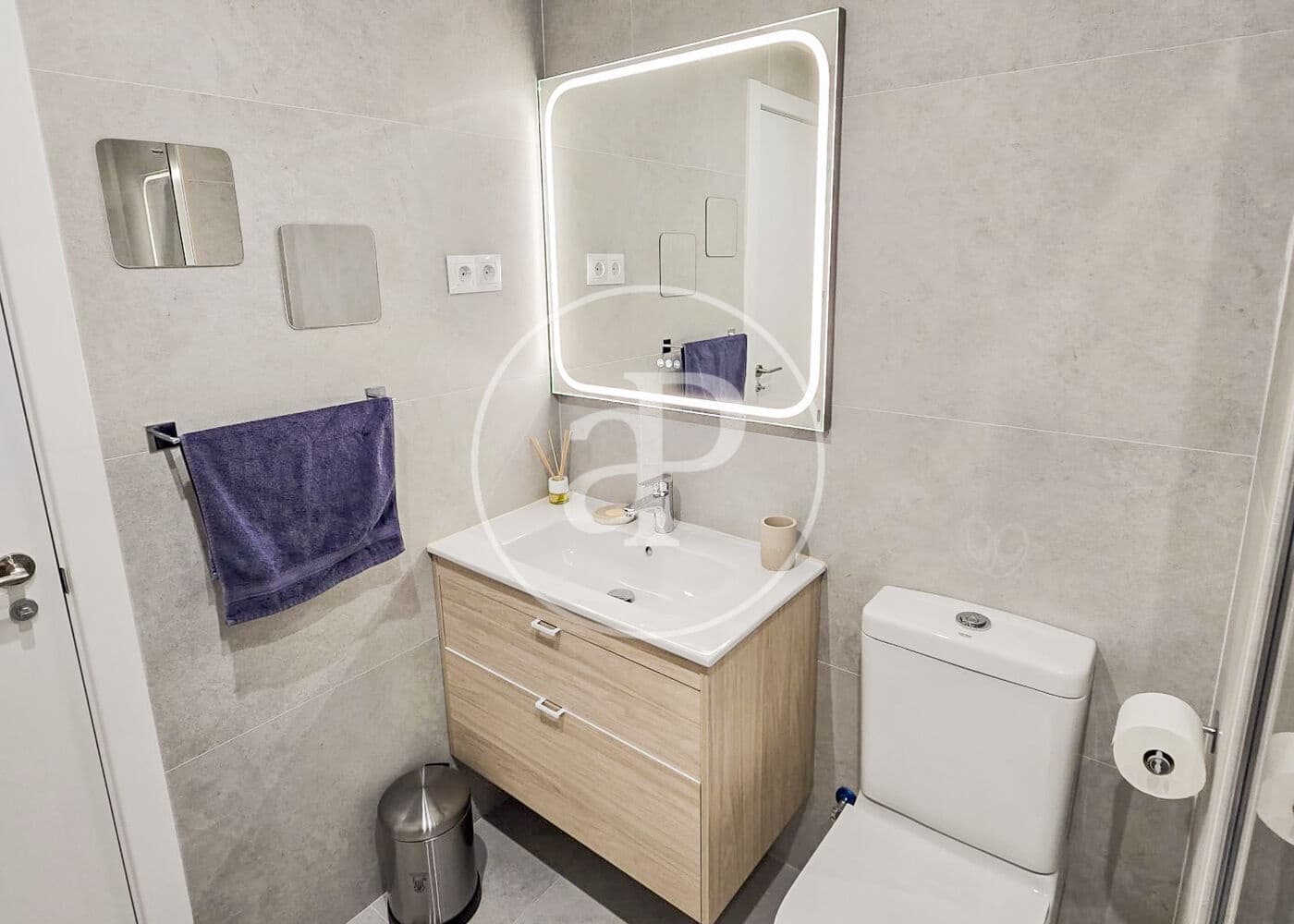 2 bedroom Apartment for rent in Madrid city - € 2,300 (Ref: 8973095)