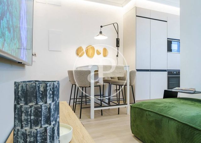 1 makuuhuone Huoneisto vuokrattavana paikassa Ibiza, Madrid kaupunki - 2 200 € (Ref: 8973101)