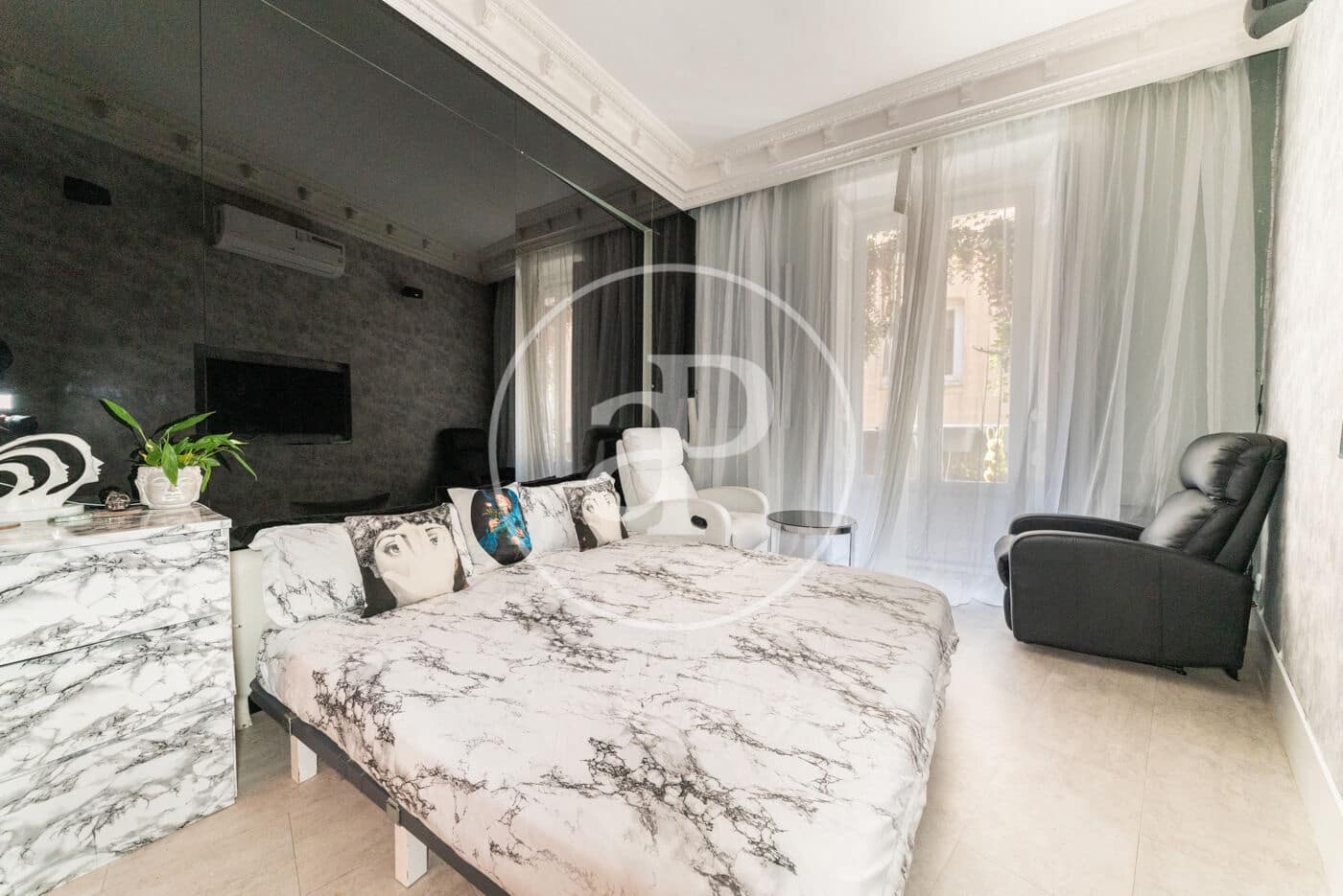 1 soveværelse Lejlighed til salg i Madrid by - € 415.000 (Ref: 8976457)
