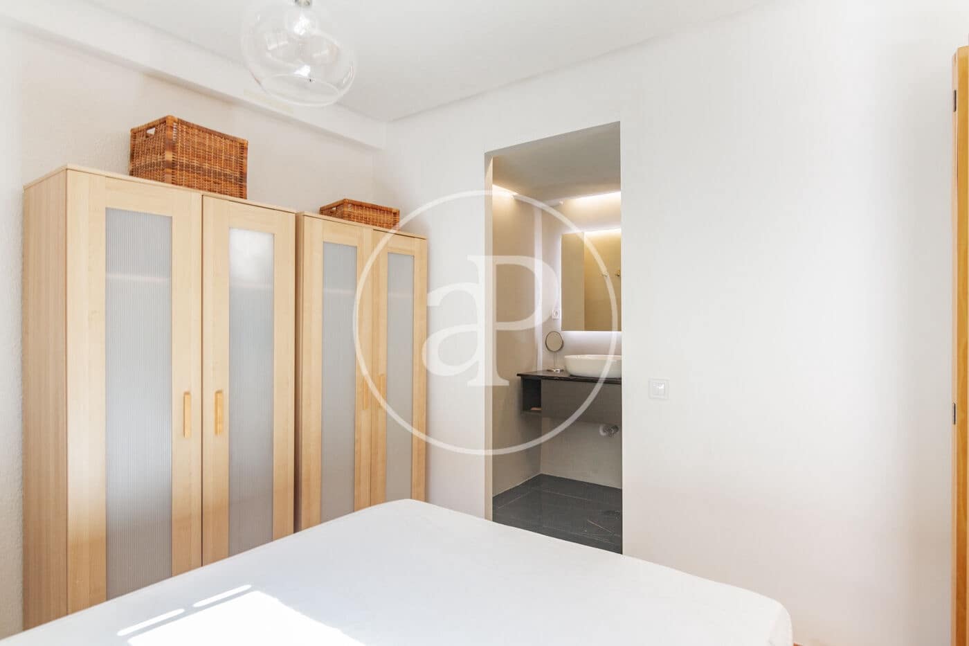 1 bedroom Apartment for rent in Madrid city - € 1,700 (Ref: 8976460)