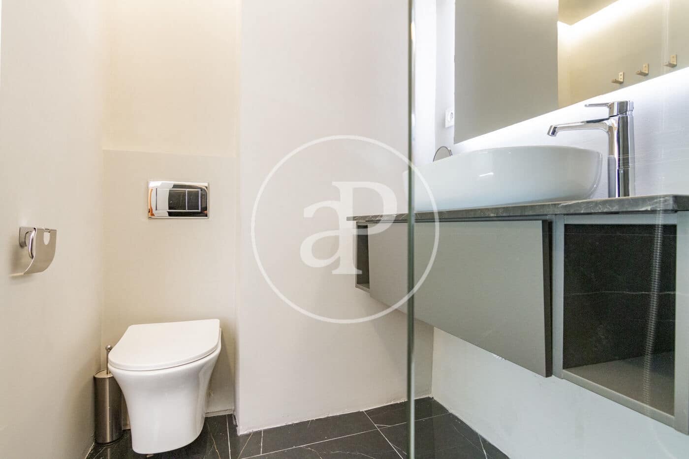 1 bedroom Apartment for rent in Madrid city - € 1,700 (Ref: 8976460)