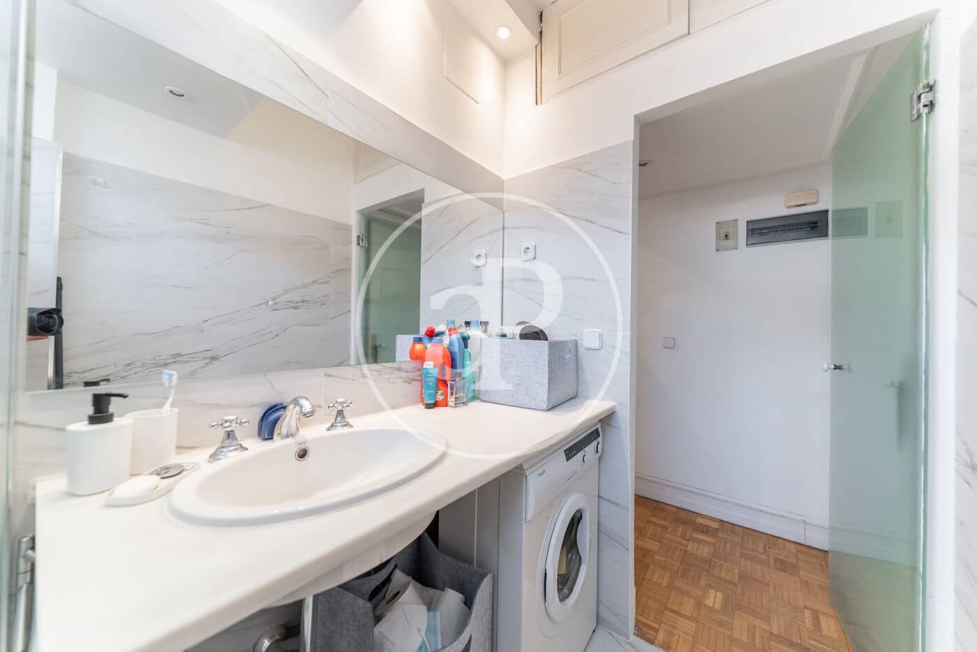 Apartament do wynajęcia w Miasto Madryt - 1 250 € (Ref: 8976462)