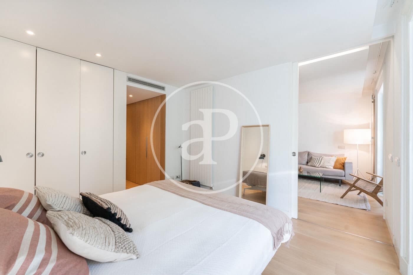1 sovrum Lägenhet att hyra i Madrid stad - 3 200 € (Ref: 8976467)