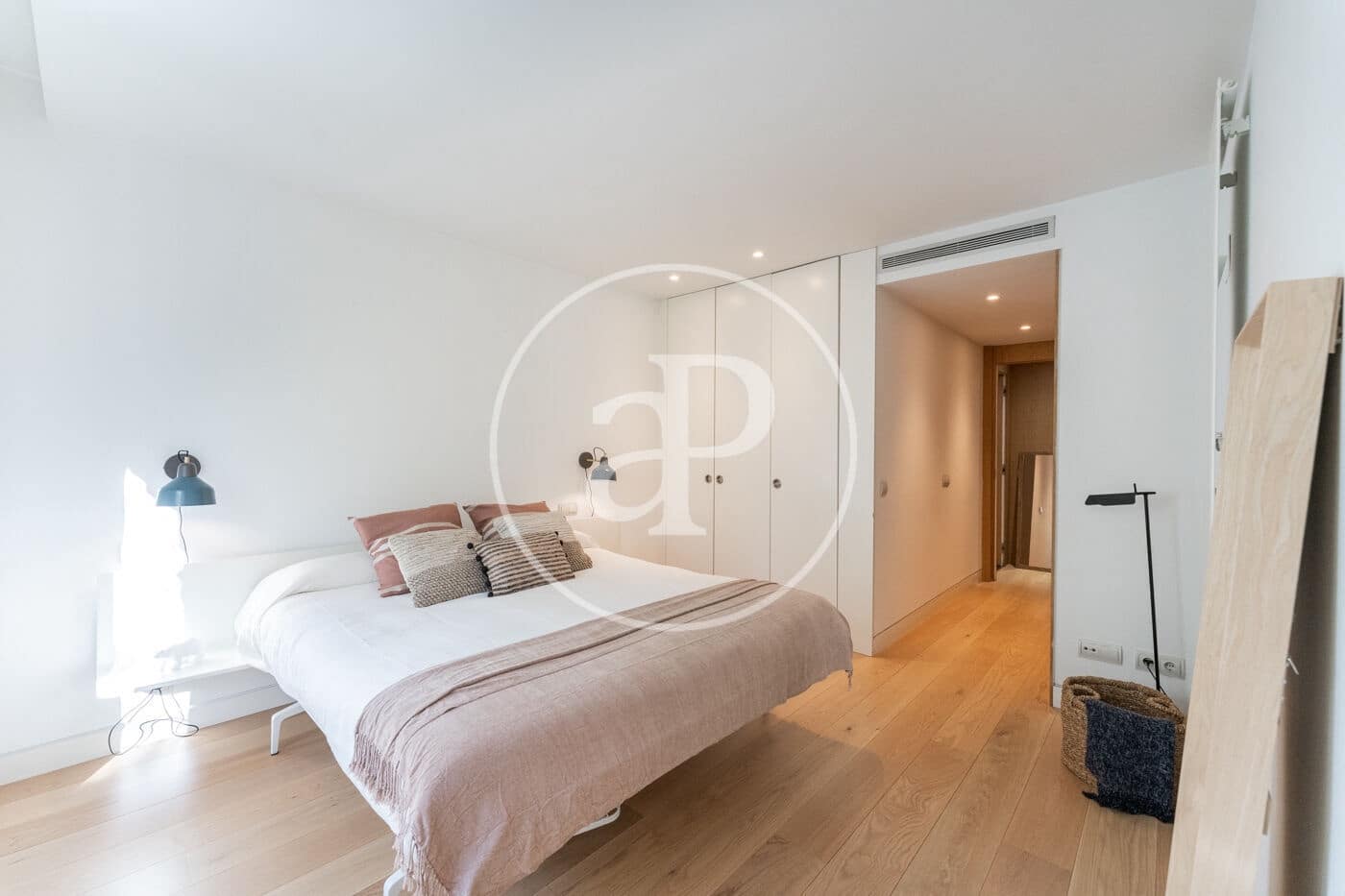 1 sovrum Lägenhet att hyra i Madrid stad - 3 200 € (Ref: 8976467)